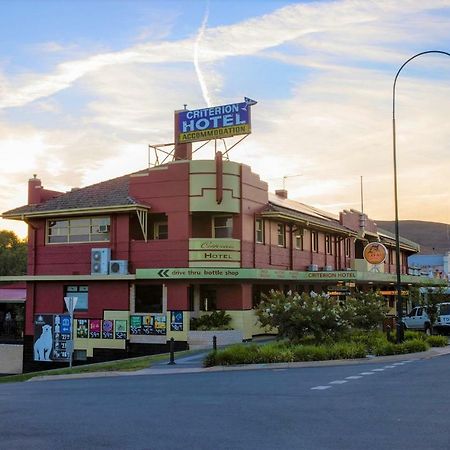 Criterion Hotel Gundagai Bagian luar foto